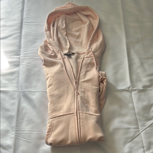 Eddie Bauer Peach Hoodie - Picture 5 of 9